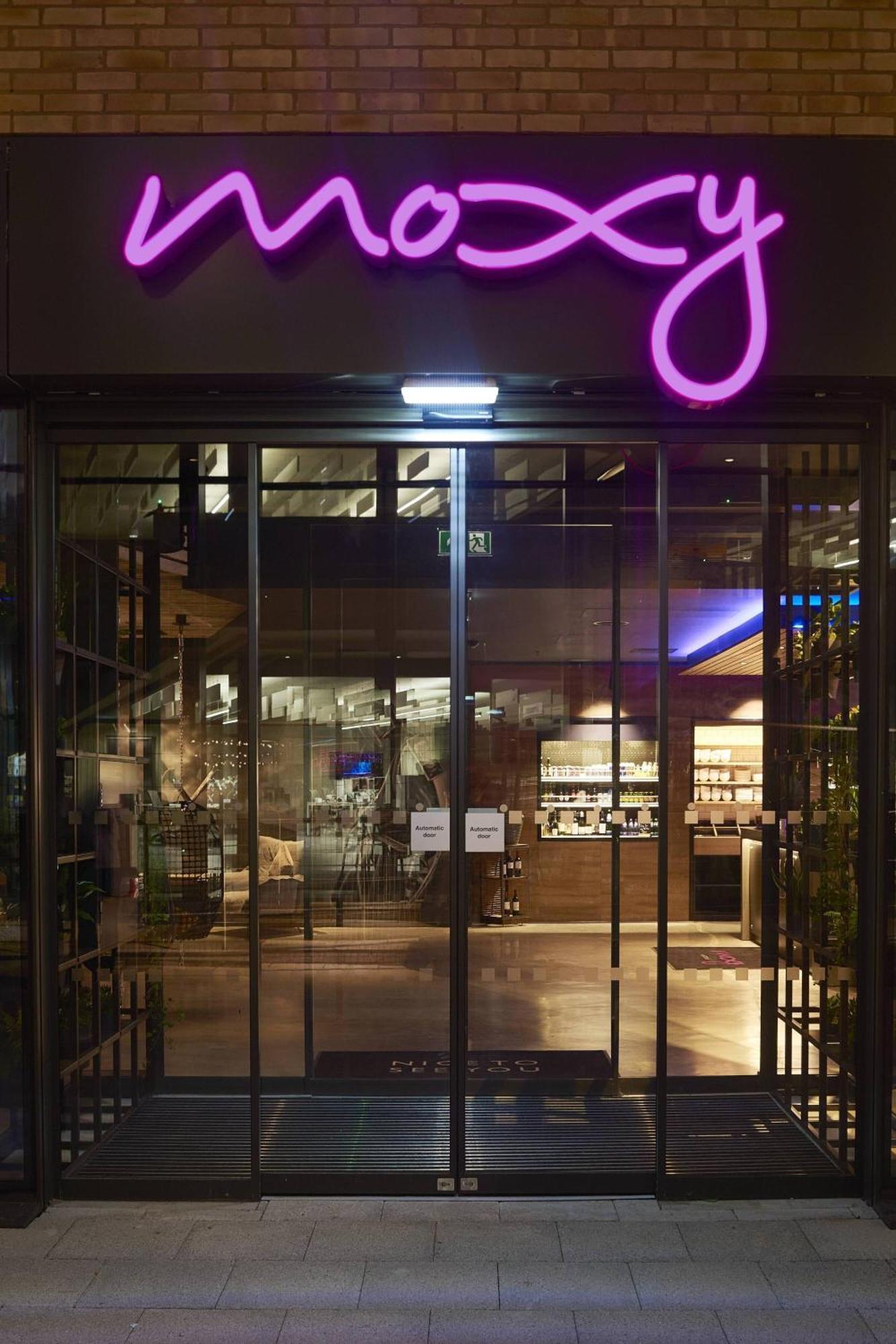 Moxy York Hotel Luaran gambar