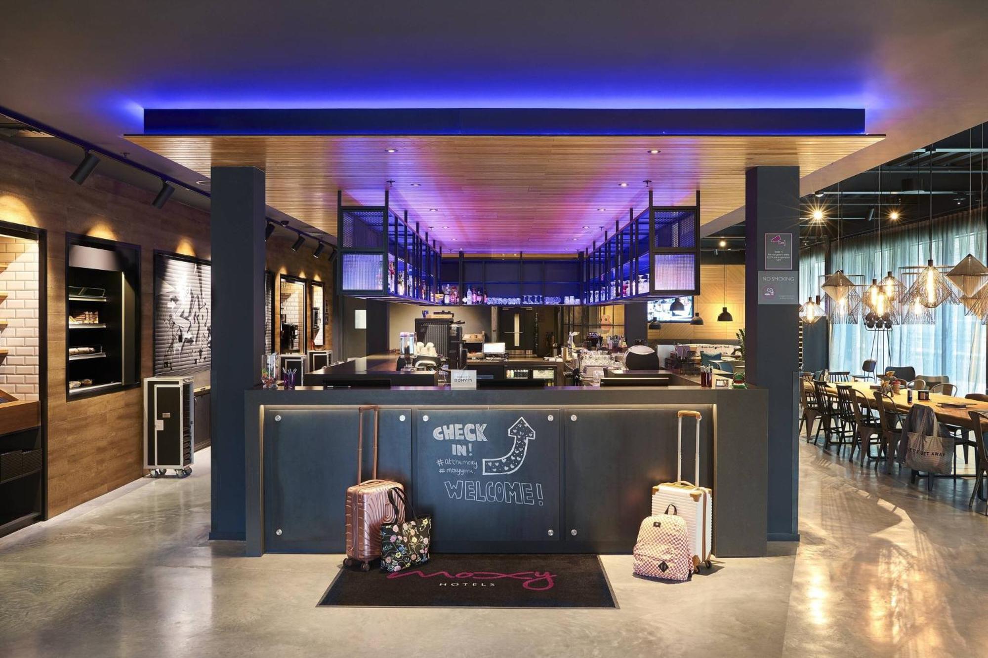 Moxy York Hotel Luaran gambar